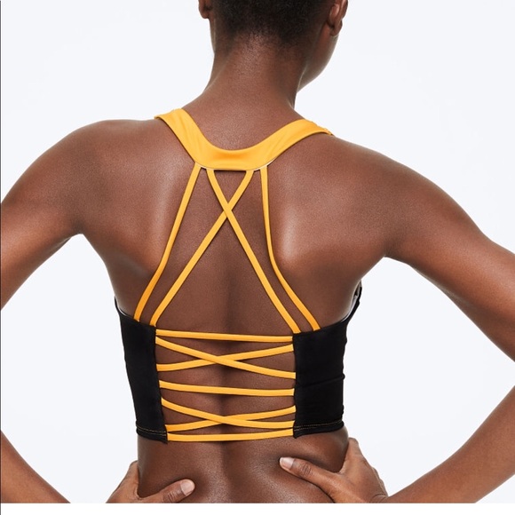 Small (DD) PINK Strappy Back Sports Bra - Picture 2 of 3